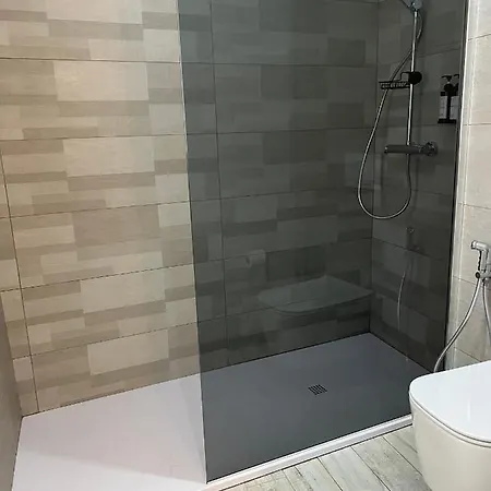 Apartament Green Door 1969 Neive